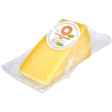 Сыр твердый "Украинский" Organic Milk органический жирн. 50% фасованный, кг